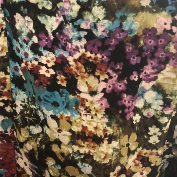 Lush Floral Cardigan Jacket - Picture 3 of 4